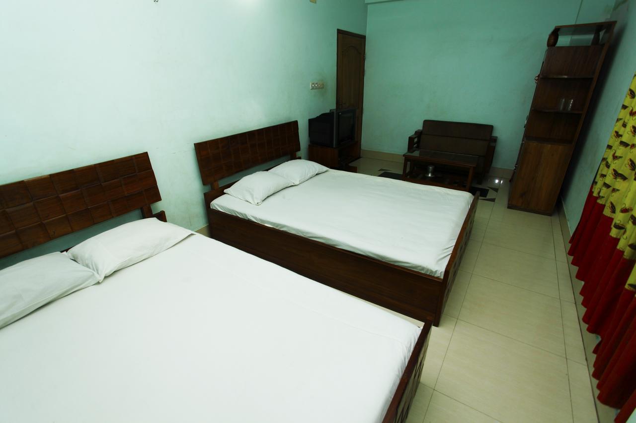Hotel Star Park Dakhin Kattali ห้อง รูปภาพ